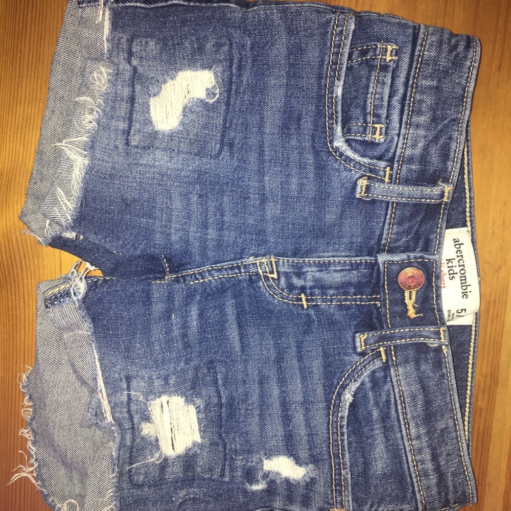 Bundle of 3 jean shorts! - Picture 6 of 7